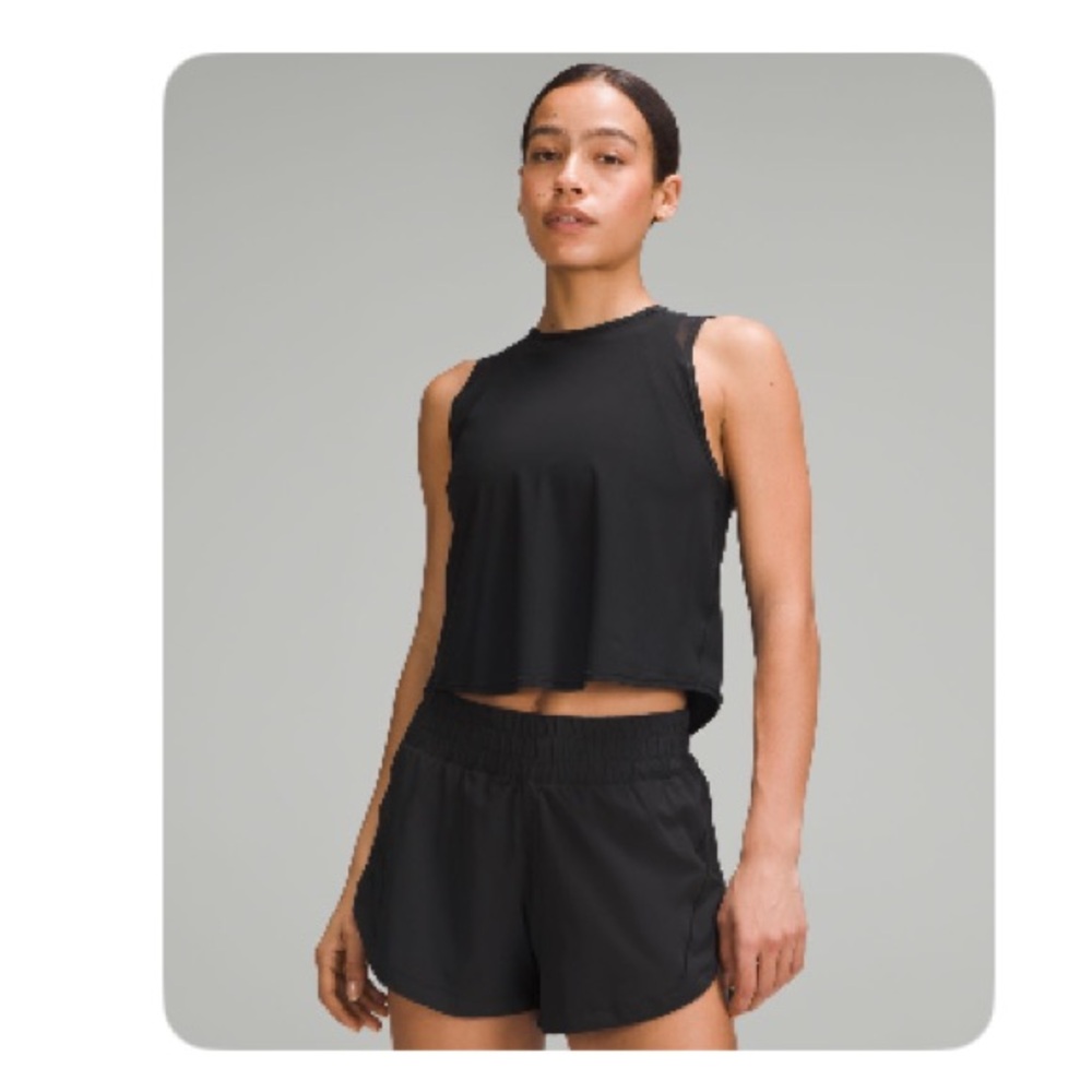 Lululemon Sculpt Cropped tank top *pleated black size 6